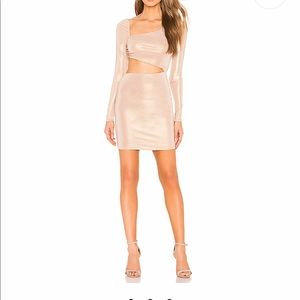 REVOLVE🔥🔥 GOLD DRESS